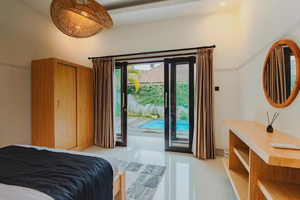 2br Escape 5 Min Bt Mkt Double6 *