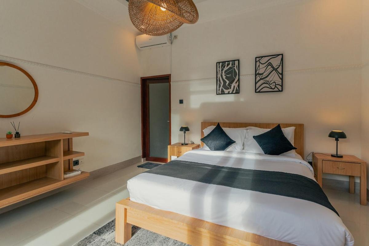 2br Escape 5 Min Bt Mkt Double6 Villa *